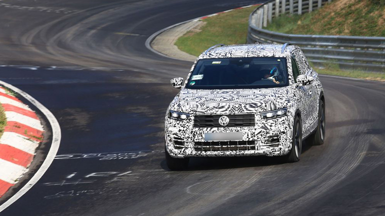Πρωταθλητής του WRC δοκιμάζει το VW T-Roc R